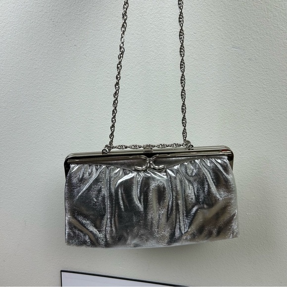Vintage Silver shiny evening bag clutch or chain handle - Picture 5 of 12